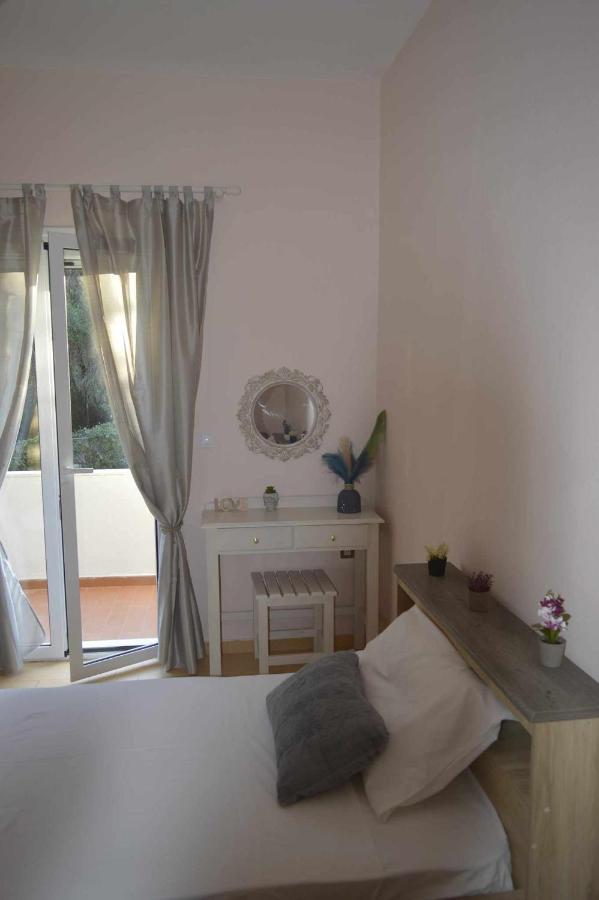 Seaside Garden House 8 Apartment Dassia (Corfu)
