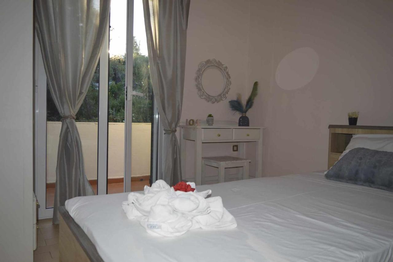 Seaside Garden House 8 * Dassia (Corfu)