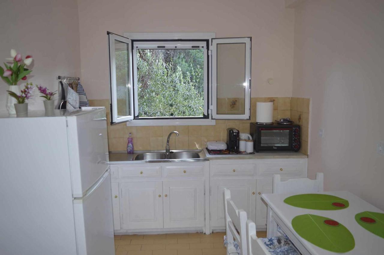 Seaside Garden House 8 Apartment Dassia (Corfu)